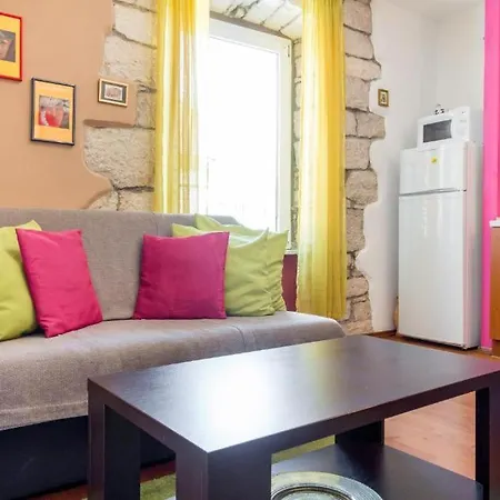 Dante Square - Center Apartment Pula